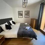 Valloise A12 By Avecoeur Apartment